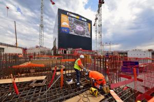 Pit_Clouds_Workers_small.jpg