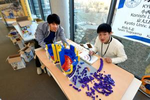 Kyoto_Students_Lego_3_small.jpg